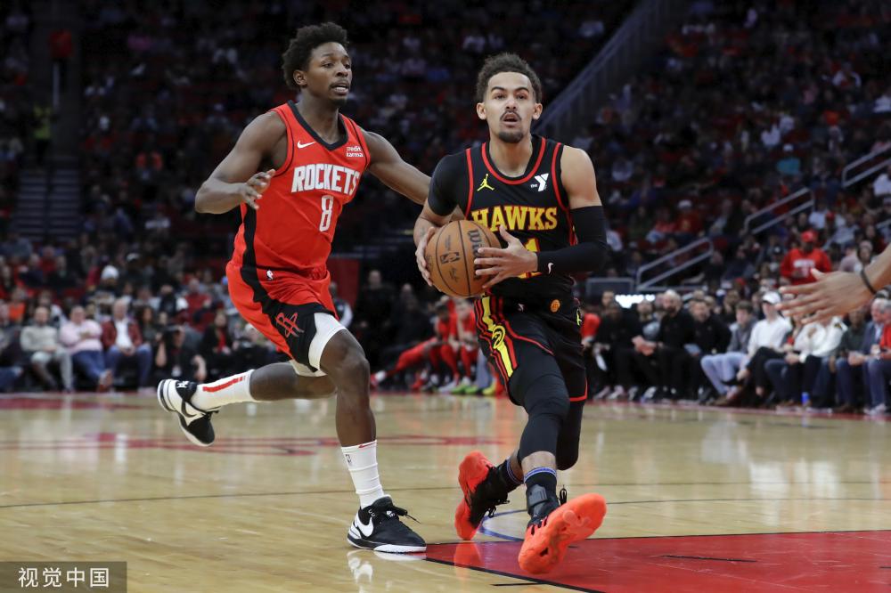 大连英博官方：阎相闯、费煜退役；卡兰加、王成快离队.